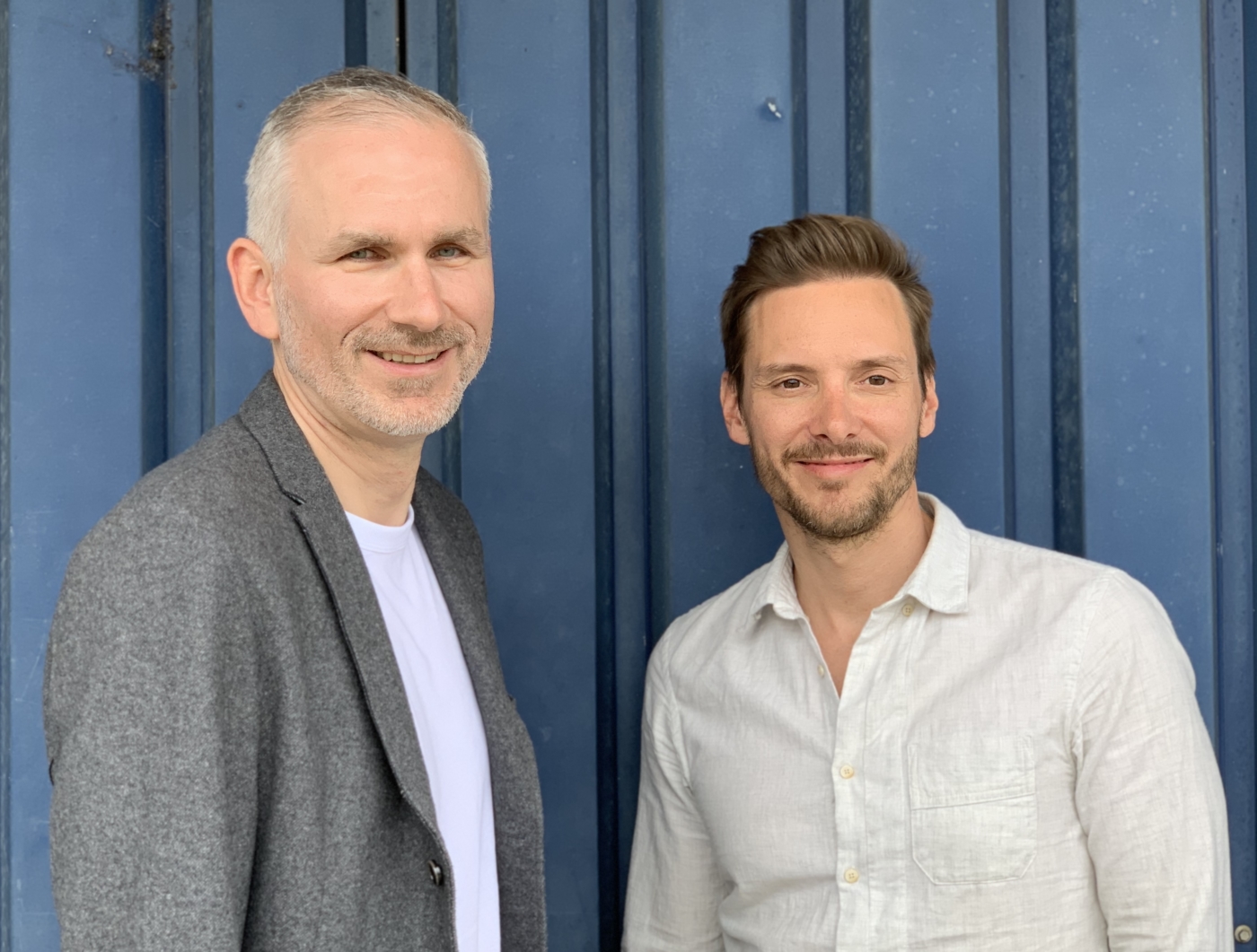 Medienbilder, Founder & CEO Dominik Mahn (l.) hat smartconext zusammen mit seinem Partner Daniel Smith (r.) aufgebaut. © Copyright smartconext| Digitale Medienmappe «Disruptive Technologien führen zu Umbruch im Baugewerbe: Schweizer Startup macht Baugesuche für alle zugänglich», smartconext AG
