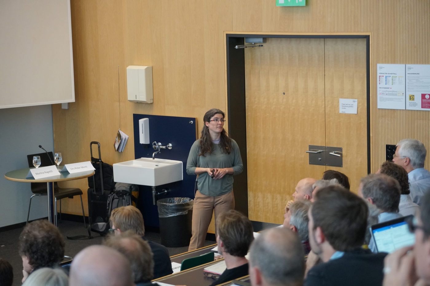 Fotos zu dieser Medienmappe, Denise Fussen, Bereichsleiterin Klima EBP © Copyright IEU Kommunikation AG| Digitale Medienmappe «Die Schweiz im Klima-Schwitzkasten – Wie bauen und betreiben wir unsere Gebäude in Zukunft?», DIE PLANER