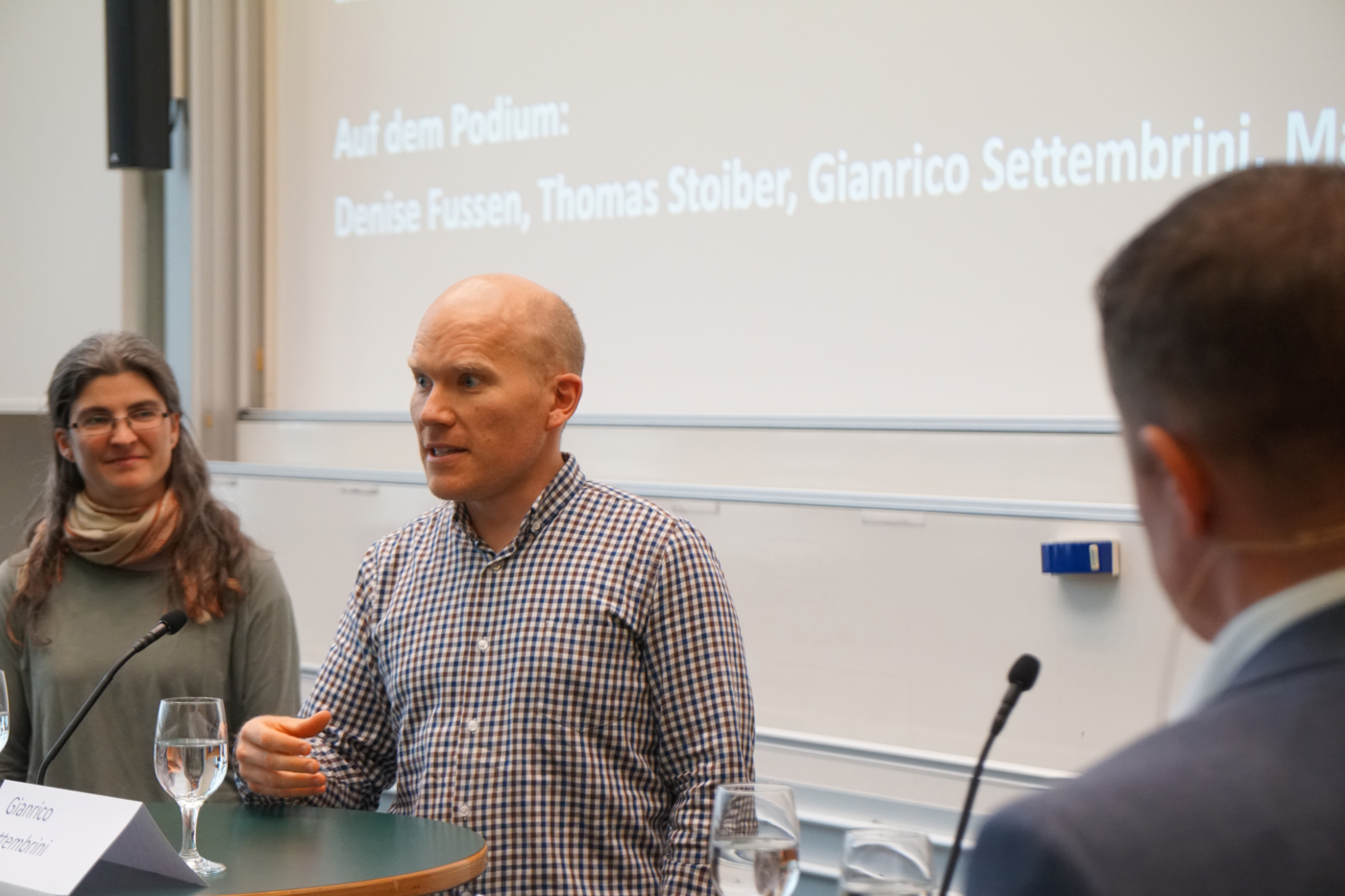 Fotos zu dieser Medienmappe, Thomas Stoiber, Verantwortlicher Verkehr Amt für Abfall, Wasser, Energie und Luft Kanton Zürich © Copyright IEU Kommunikation AG| Digitale Medienmappe «Die Schweiz im Klima-Schwitzkasten – Wie bauen und betreiben wir unsere Gebäude in Zukunft?», DIE PLANER