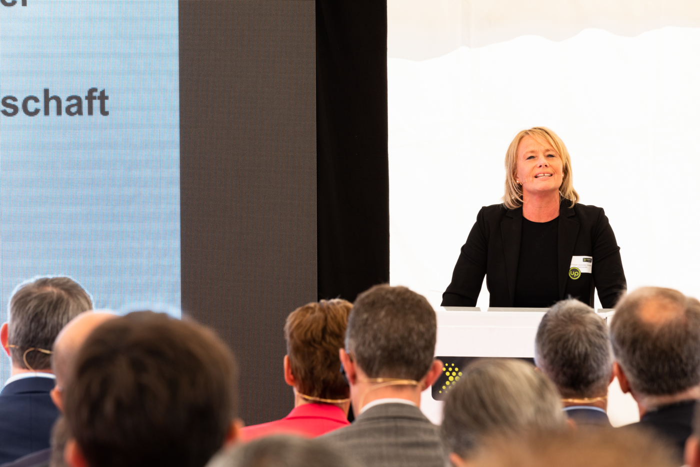 Photos for this media folder, National Councillor Elisabeth Schneider-Schneiter emphasises the importance of the project at a national level. © Copyright Sara Barth, Basel| Digitale Medienmappe «Laying the uptownBasel foundation stone: a quantum leap for the industry», uptownBasel