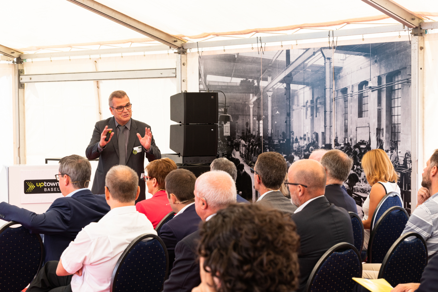 Photos for this media folder, Architect and site developer Hans-Jörg Fankhauser presents the site strategy until 2025. © Copyright Sara Barth, Basel| Digitale Medienmappe «Laying the uptownBasel foundation stone: a quantum leap for the industry», uptownBasel