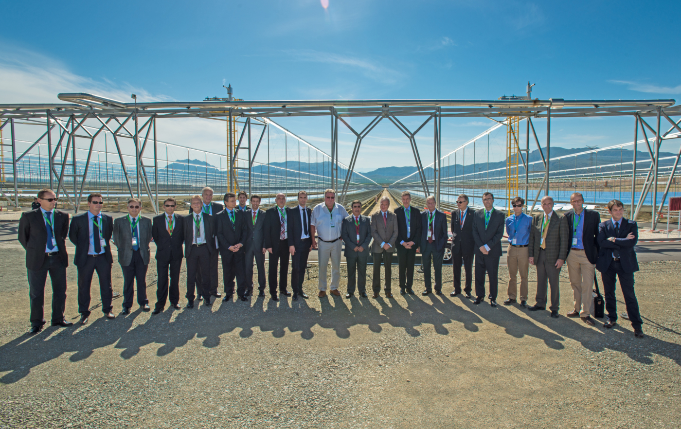 Verwaltungsrat Tubo Sol PE2 mit den Referenten und Gästen © Copyright | Digitale Medienmappe «Schweizer Energieversorger eröffnen Solargrosskraftwerk in Spanien», EBL (Genossenschaft Elektra Baselland)