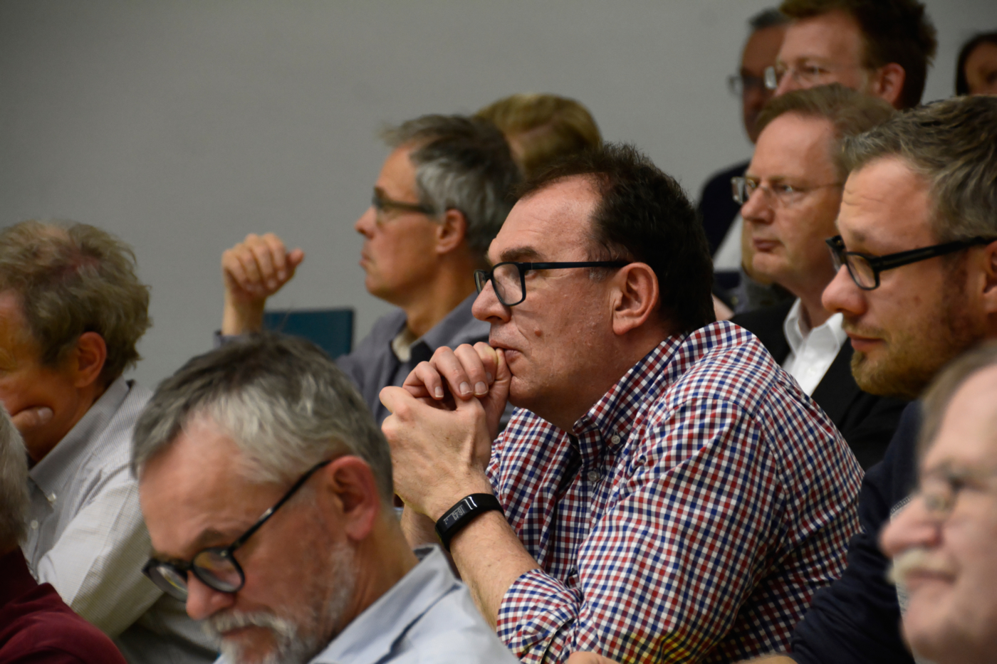 Fotos zu dieser Medienmappe, Rund 180 Teilnehmer fanden sich im Auditorium der Hochschule Luzern – Soziale Arbeit ein. © Copyright Lea Maria Louzada| Digitale Medienmappe «Performance Gap im Schweizer Gebäudepark: Wie erreichen wir die geplante Energieeffizienz?», Fachverein Gebäudetechnik und Energie SIA FGE