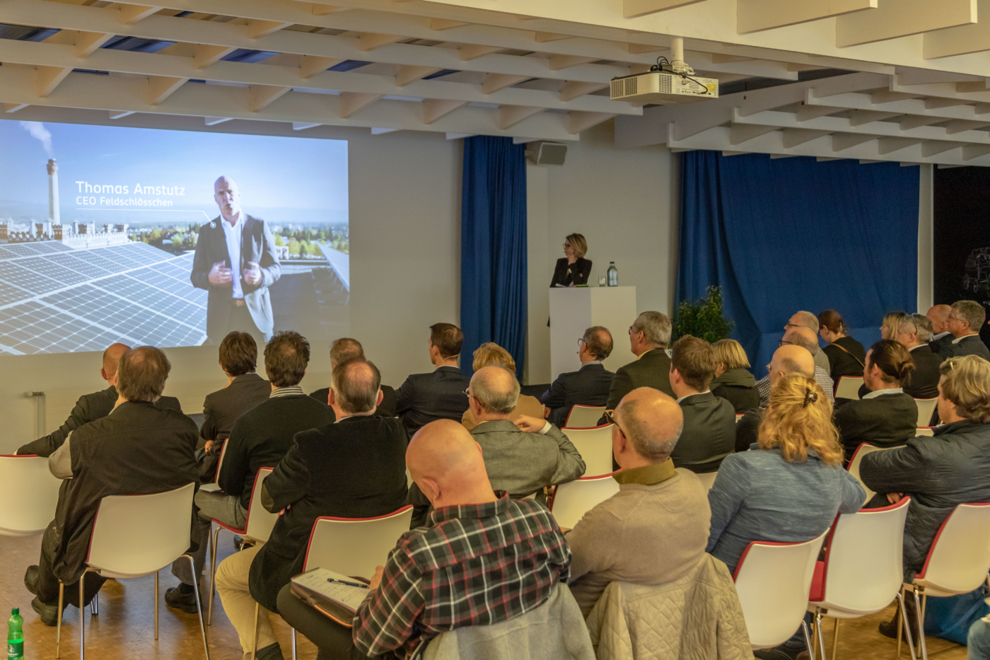 Fotos zu dieser Medienmappe, Rund 40 Gäste besuchten den VIP-Fachanlass von Feldschlösschen zum Thema „nachhaltig engagiert“. © Copyright Feldschlösschen| Digitale Medienmappe «Feldschlösschen schaut in eine nachhaltige Zukunft», Feldschlösschen Getränke AG