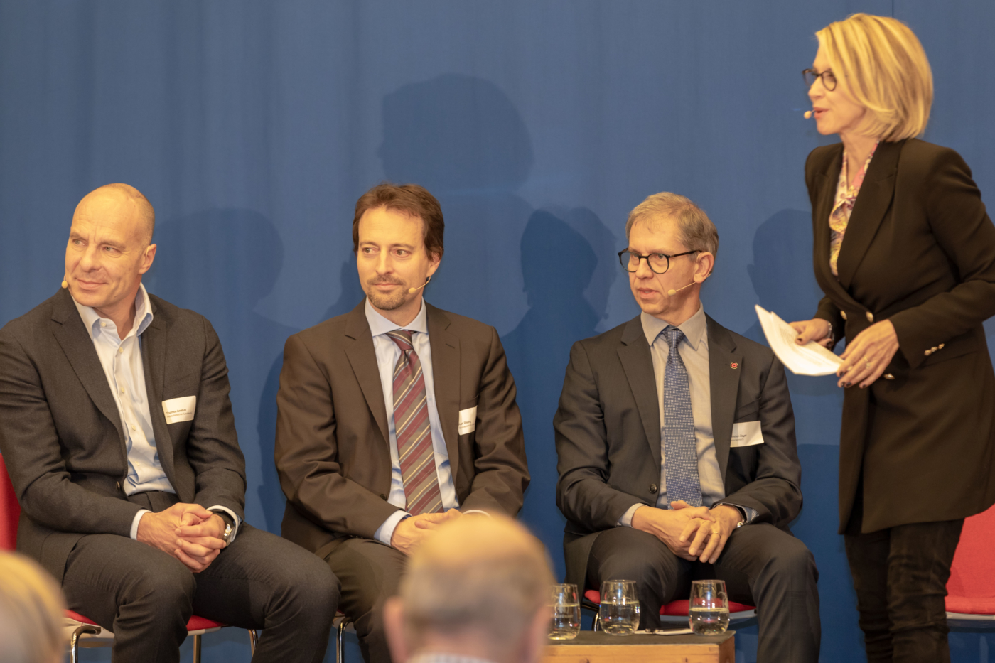 Fotos zu dieser Medienmappe, Die angeregte Diskussion zeigte die hohe Relevanz des Themas. © Copyright Feldschlösschen| Digitale Medienmappe «Feldschlösschen schaut in eine nachhaltige Zukunft», Feldschlösschen Getränke AG