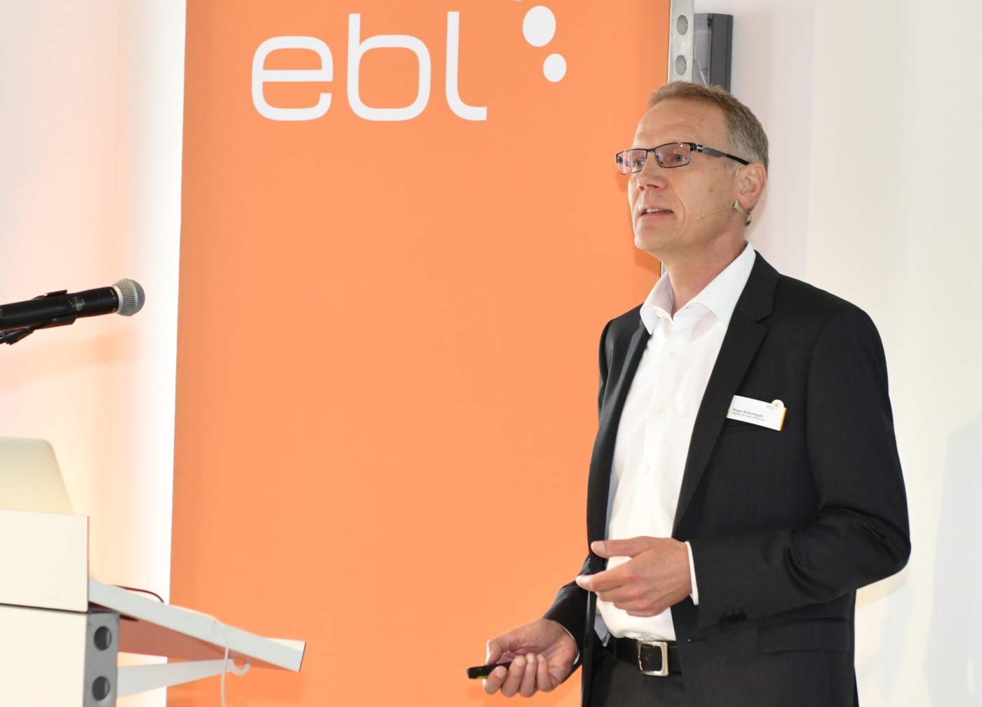 Medienbilder, Roger Scheidegger, Mitglied der Geschäftsleitung Wärme EBL stellt das Projekt Grosswärmeverbund Liestal vor. © Copyright Pino Covino| Digitale Medienmappe «Operation am offenen Herzen – EBL baut für 72 Millionen Franken den Grosswärmeverbund Liestal», EBL (Genossenschaft Elektra Baselland)