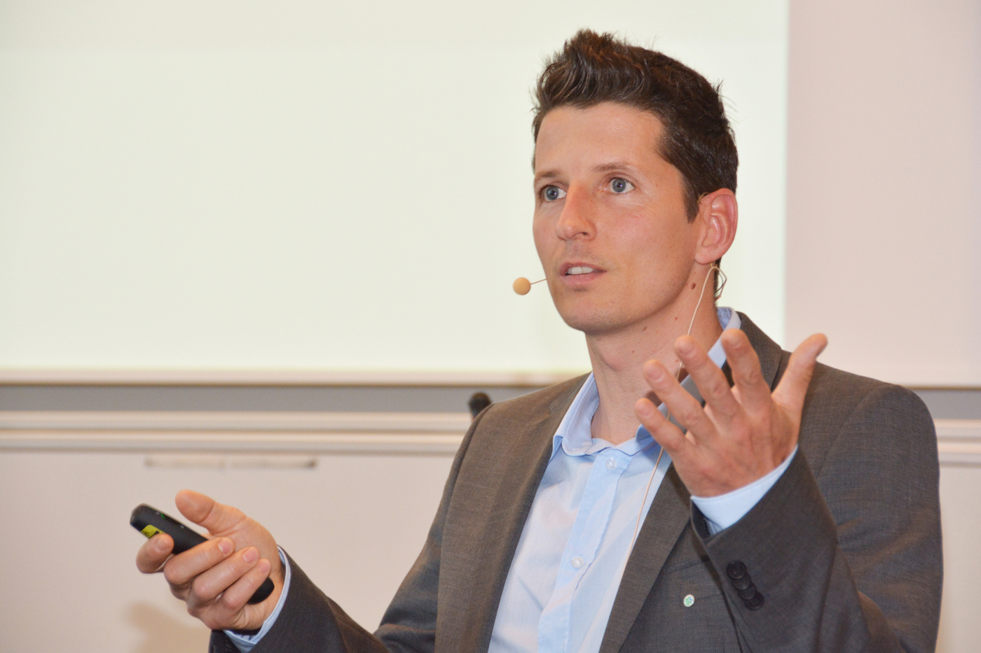 Bildergalerie, Sven Geissler, Bereichsleiter Technischer Dienst Universitätsspital Zürich © Copyright IEU Kommunikation AG| Digitale Medienmappe «Energieeffizienz durch Betriebsoptimierung – Was lässt sich von führenden Unternehmen lernen?», Fachverein Gebäudetechnik und Energie SIA FGE