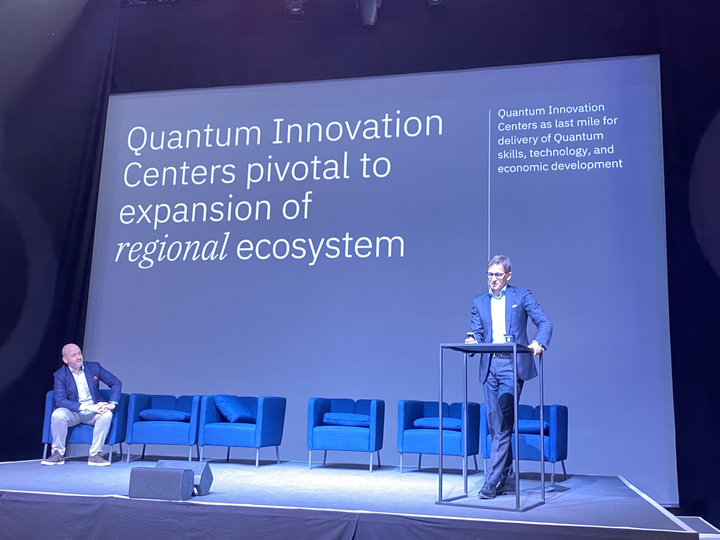 Bilder des Quantum Future Day,  © Copyright uptownBasel| Digitale Medienmappe «uptownBasel eröffnet ersten kommerziell nutzbaren Quanten Computer Hub in der Schweiz», uptownBasel Infinity