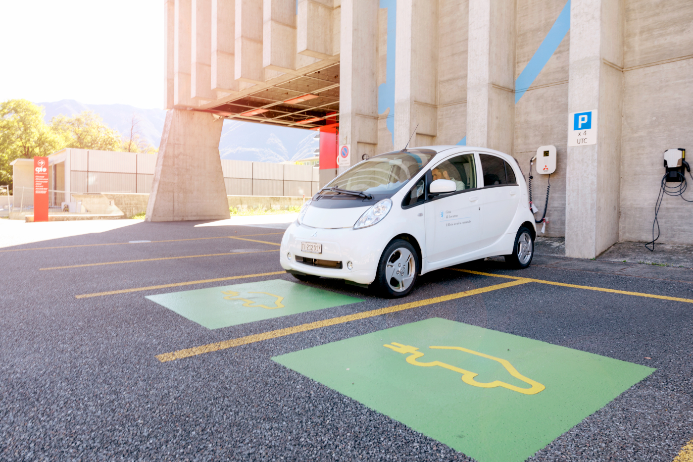 Medienbilder, Die Förderung der Elektromobilität erhält im neuen Zertifizierungsprozess einen höheren Stellenwert. © Copyright | Digitale Medienmappe «Neuausrichtung von Energiestadt: Fokus auf Netto-Null-Ziel», Trägerverein Energiestadt