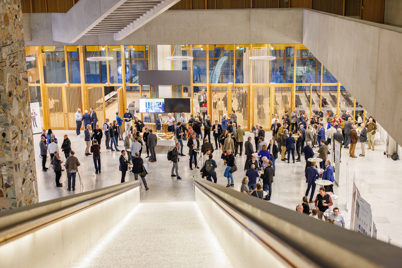 Medienbilder, Das Netzwerk der Ingenieur:innen traf sich an der FHNW in Muttenz: Am Netzwerkanlass standen Austausch, Inspiration und neue Perspektiven im Fokus. © Copyright Nicolas Zonvi| Digitale Medienmappe «Engineers’ Day 2025: Ingenieur:innen für eine nachhaltige Zukunft der Schweiz», Engineers' Day